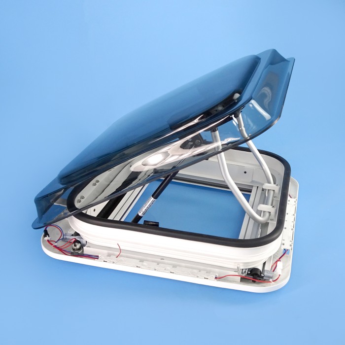camec skylight plus with internal blind & led 400x400mm camec skylight plus with internal blind & led 400x400mm