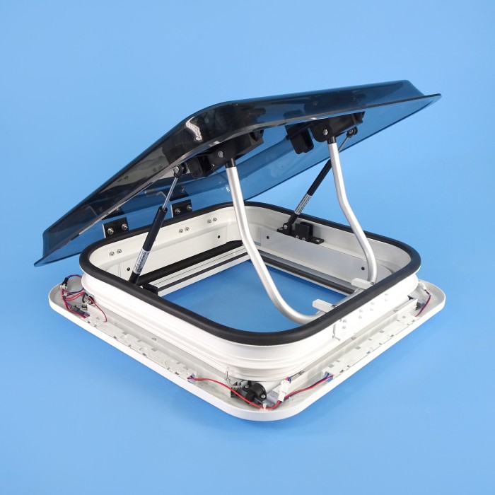 camec skylight plus with internal blind & led 400x400mm camec skylight plus with internal blind & led 400x400mm