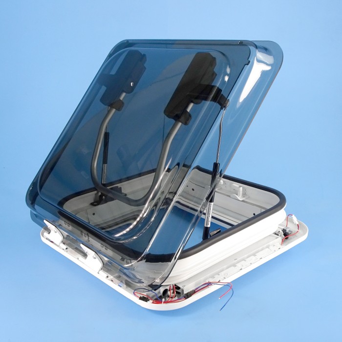 camec skylight plus with internal blind & led 400x400mm camec skylight plus with internal blind & led 400x400mm